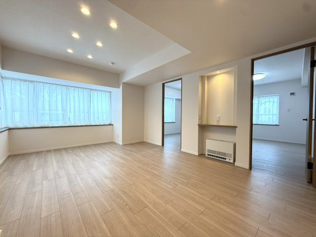 パルク宮の沢イーストの居間・リビング