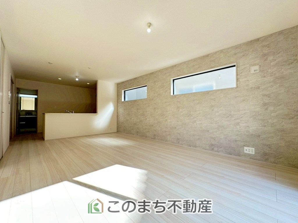 LiveleGarden.S第5下野小金井の居間・リビング|時間のゆとりと空間、暖かな陽光がもたらす光と風を独占してください。新しい暮らしが始まります。
