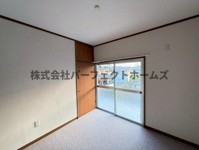 香里園山之手町テラスハウス　賃貸の洋室|落ち着いた色調の洋室です