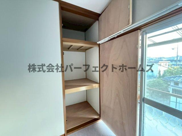 香里園山之手町テラスハウス　賃貸の収納|収納のためのスペースです