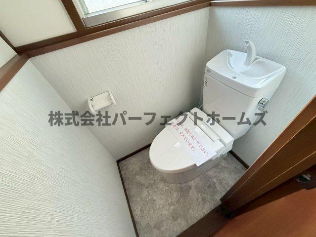 香里園山之手町テラスハウス　賃貸のトイレ|トイレです