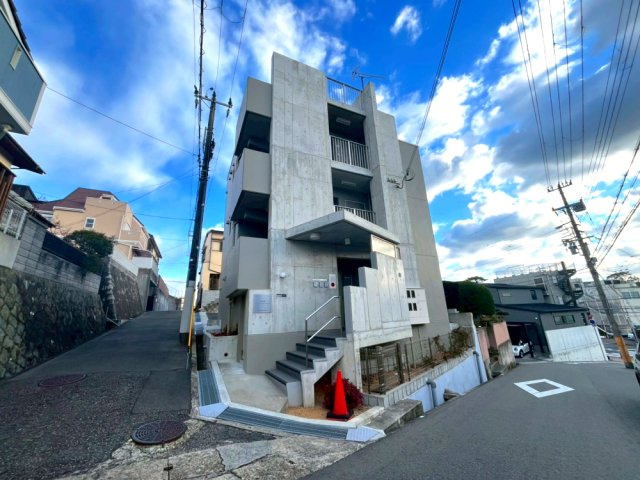 高丸陸フィールドアパートメント