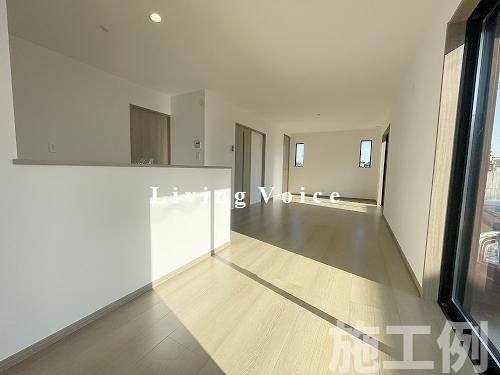 【居間・リビング】 | 【仲介手数料０円】藤沢市大庭　新築一戸建て　全3棟 | 藤沢市大庭　新築一戸建て　全3棟
