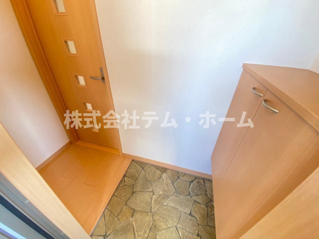 【エントランス】 | フリューゲルせいざん | 内装