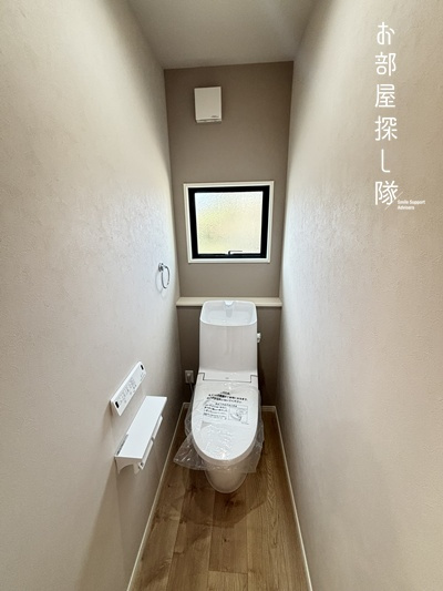 久留米市三潴町西牟田の新築一戸建のトイレ