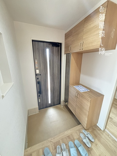 久留米市三潴町西牟田の新築一戸建の玄関