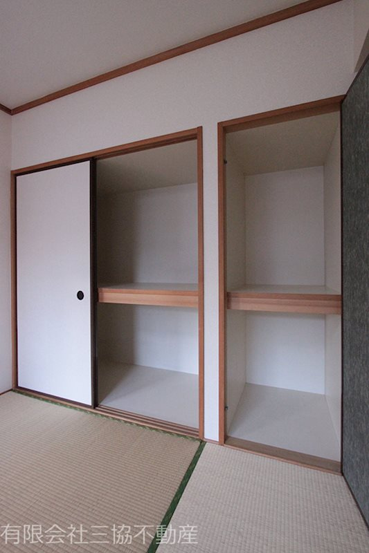 メゾンプチボア|和室6畳の押入れ　※別部屋同室間取り写真につき若干相違有