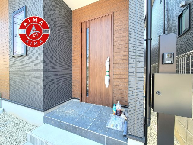 福岡市南区長住1丁目第2-4棟（4号棟）の玄関|おでかけの時も帰った時も、「我が家」を最初に感じでもらえる素敵な空間に。