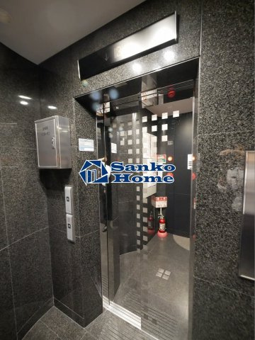 藤和シティコープ御茶ノ水吉田ビルのエントランス