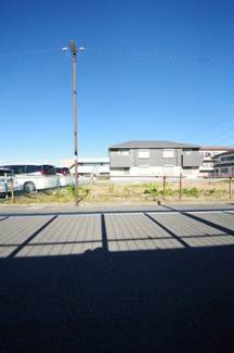 【前面道路含む現地写真】 | 【仲介手数料無料！！】府中市白糸台4丁目　建築条件付き売地（全４区画）No4区画　4190万円