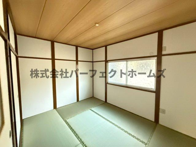 香里園山之手町テラスハウス　賃貸の和室|趣のある和室です