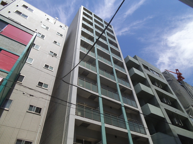 ベルグレードＡの外観|3沿線利用可能で便利な場所に立地しています♪