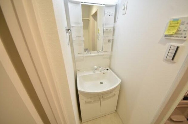 CB今羽ラヴィータの独立洗面台