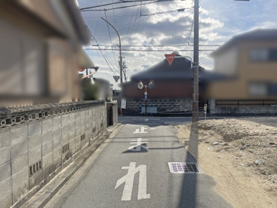 【前面道路含む現地写真】 | 津市河芸町中別保 | 前面道路