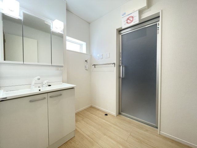 クレイドルガーデン八戸市売市第4　４号の独立洗面台