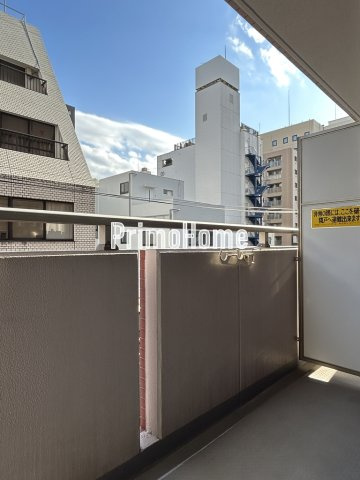 メインステージ日本橋馬喰町のバルコニー