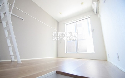 【洋室】 | ＡＵＬＡＮＩ（アウラニ） | 落ち着いた色調の洋室