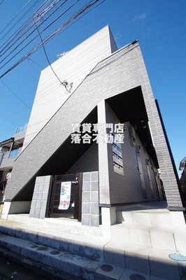 【外観】 | ＡＵＬＡＮＩ（アウラニ） | オシャレな建物♪