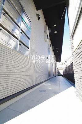 【エントランス】 | ＡＵＬＡＮＩ（アウラニ） | 清潔な共用部分