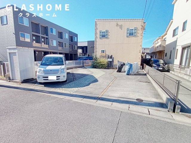 ラ・プリマベーラ   刈谷市近郊の賃貸はクラスホーム刈谷店の駐車場
