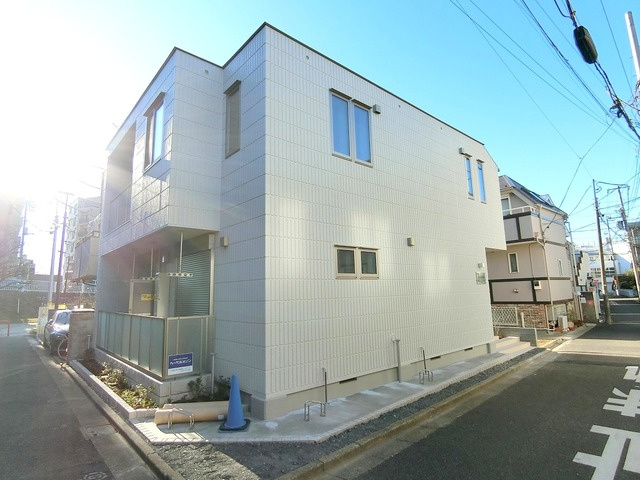 ハイムいずみＢの外観|★耐震・耐火性に優れた旭化成ヘーベルメゾン★