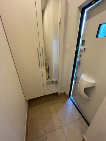 EXCEED宝塚の玄関|落ち着いた玄関です