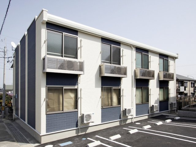 レオネクスト緑ヶ丘の外観