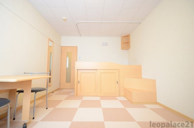 レオネクスト緑ヶ丘の居間・リビング