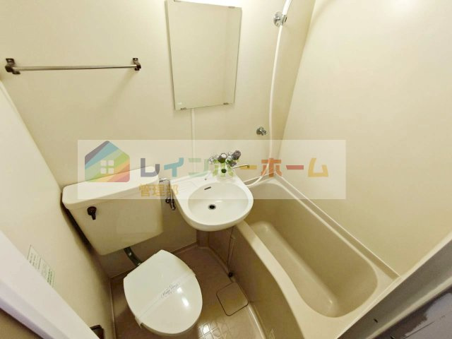 福田マンションの浴室