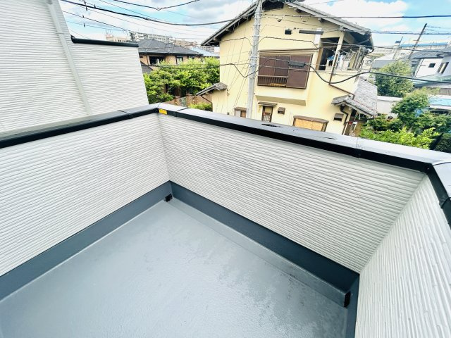 千葉市美浜区真砂５丁目１１期のバルコニー