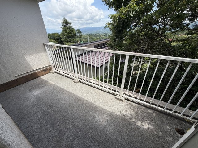 函南町　南箱根ダイヤランドのバルコニー