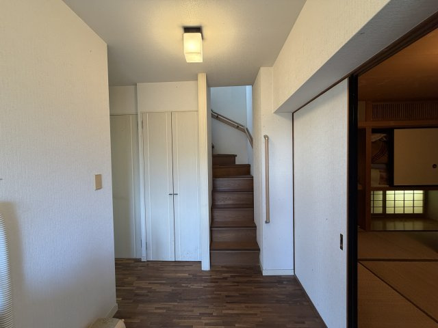函南町　南箱根ダイヤランドの玄関|玄関ホール