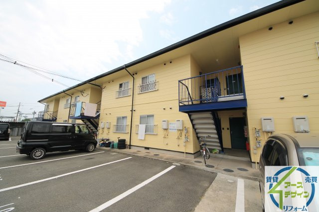 エル清水の駐車場