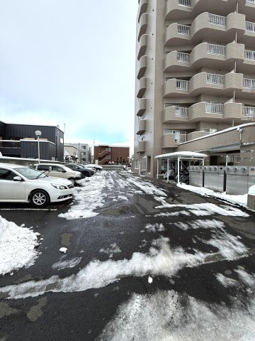 サンシティ発寒中央Ⅱの駐車場