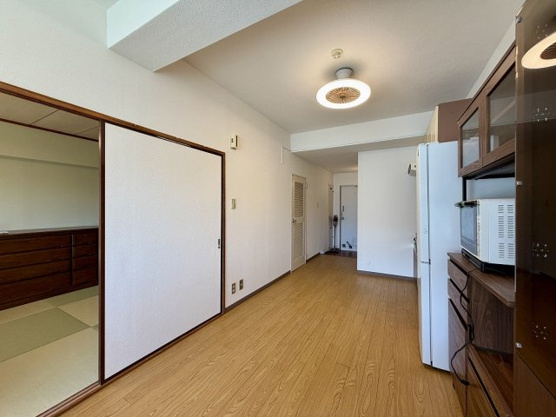 【居間・リビング】 | 伊豆ビューグランドハイツ2号棟