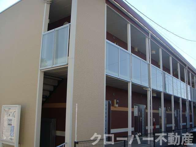 レオネクストパルミオーレ南の玄関|写真はイメージです。仕様・色が異なる場合があります。