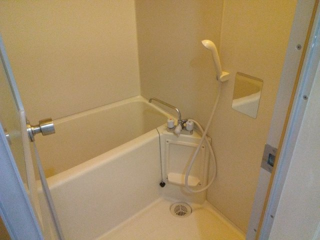 エクセルアイ壱番館の浴室