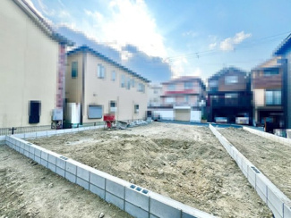 【外観】 | 北条町１丁　新築一戸建 | 【全居室６帖以上】ゆとりある住まいでのびのび新生活をここではじめませんか♪