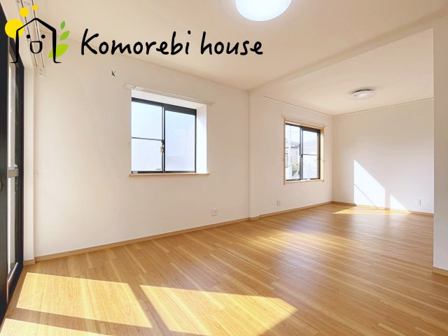 北本市北本3丁目　中古一戸建ての居間・リビング|こちらの居間で趣味の時間をお楽しみください