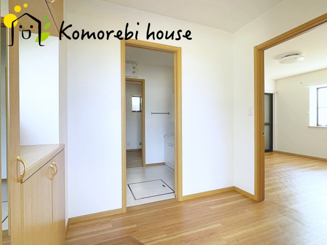 北本市北本3丁目　中古一戸建ての玄関|明るい玄関です