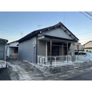 中味鋺一丁目615-3借家の外観