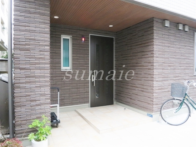 プランドール赤羽のエントランス|エントランスです。