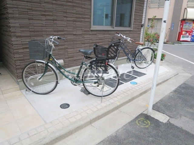 プランドール赤羽のその他共用部分|駐輪スペースです。