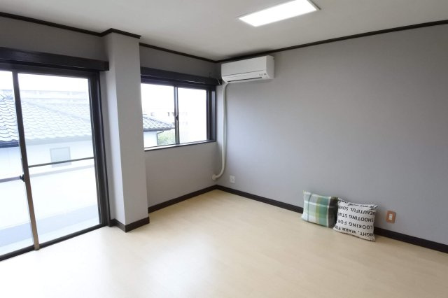 南台コーポの居間・リビング