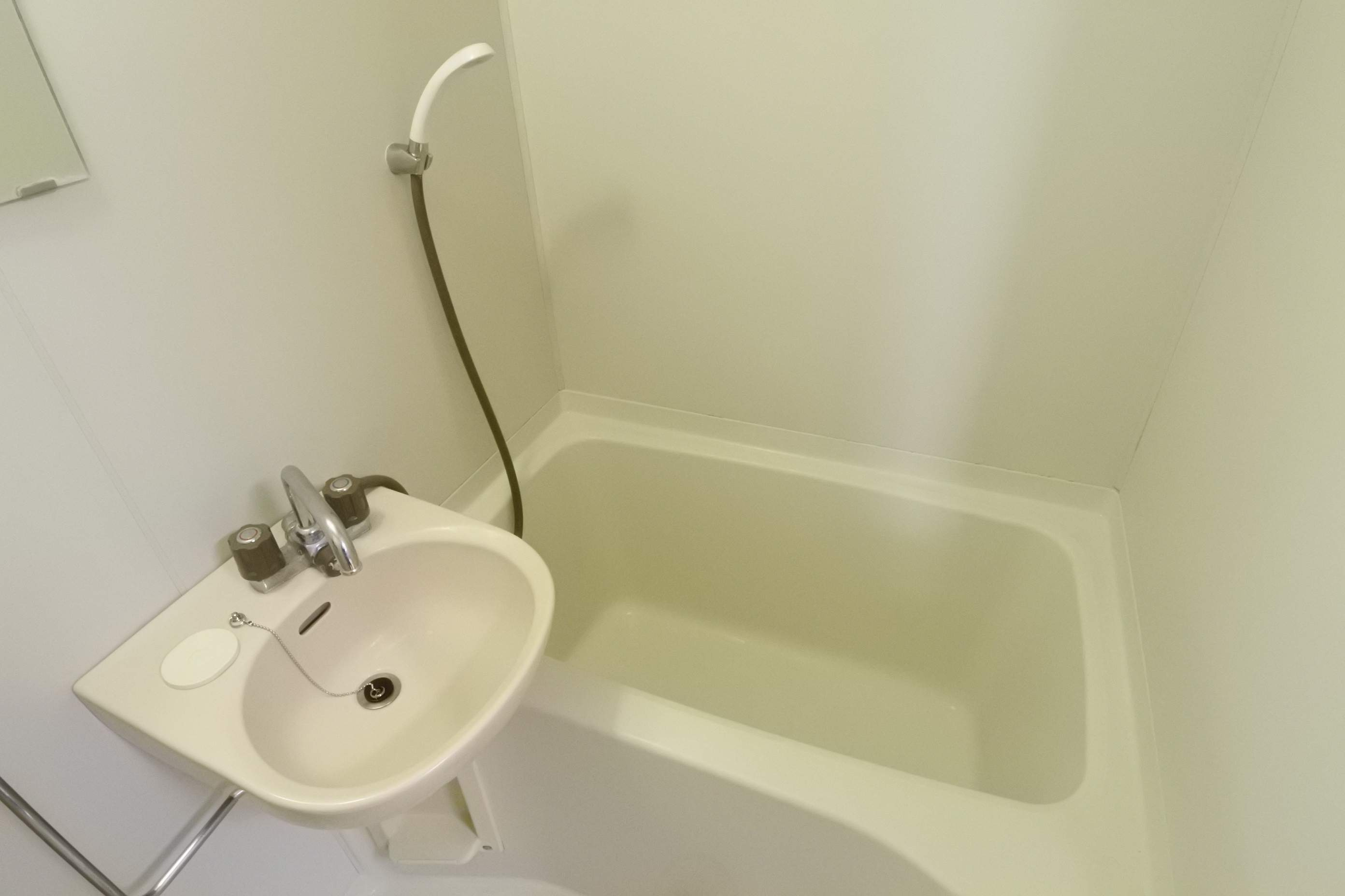 南台コーポの浴室