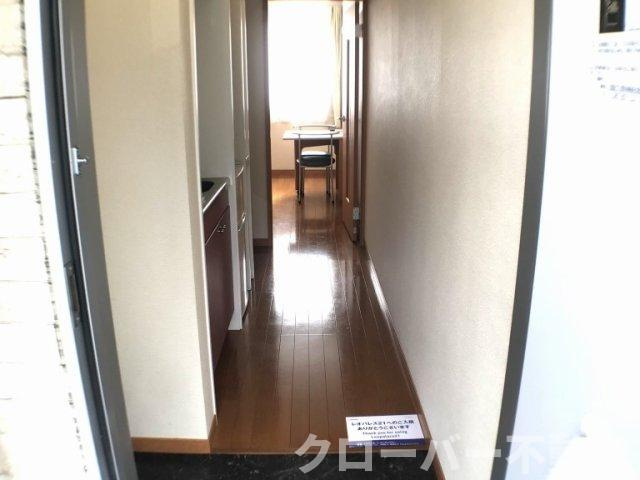 レオパレスソウミの玄関