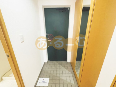 【玄関】 | パレスフォーツカモト2