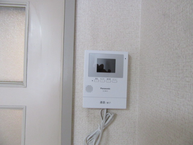 プチメゾンのセキュリティ|モニター付インターホン新設