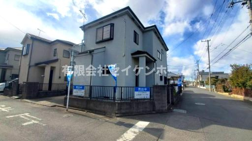 深谷市寿町　中古住宅（駅徒歩９分）の前面道路含む現地写真