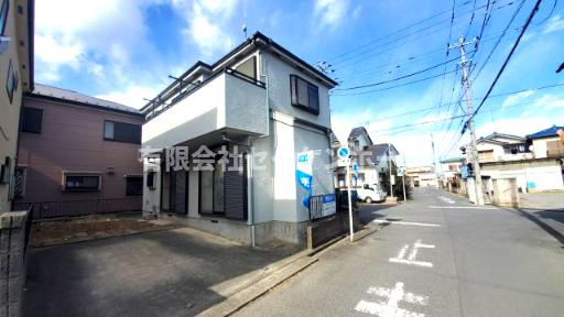 深谷市寿町　中古住宅（駅徒歩９分）の前面道路含む現地写真